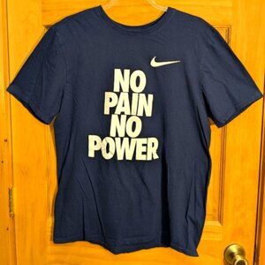 The Nike Tee Men's Large "No Pain No Power" Athletic Cut Short Sleeve Dark Blue